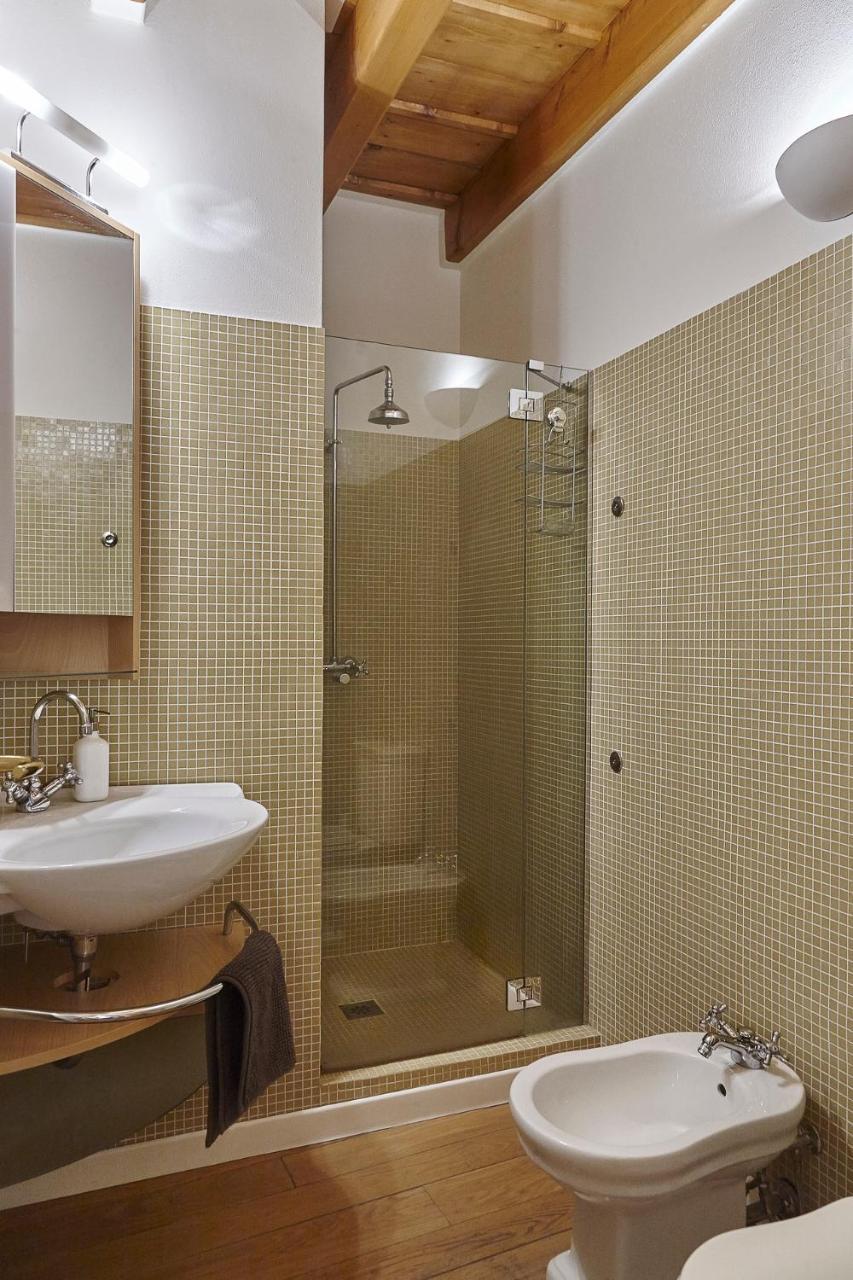 Joivy Charming Apartment Centre Of Como Exterior photo