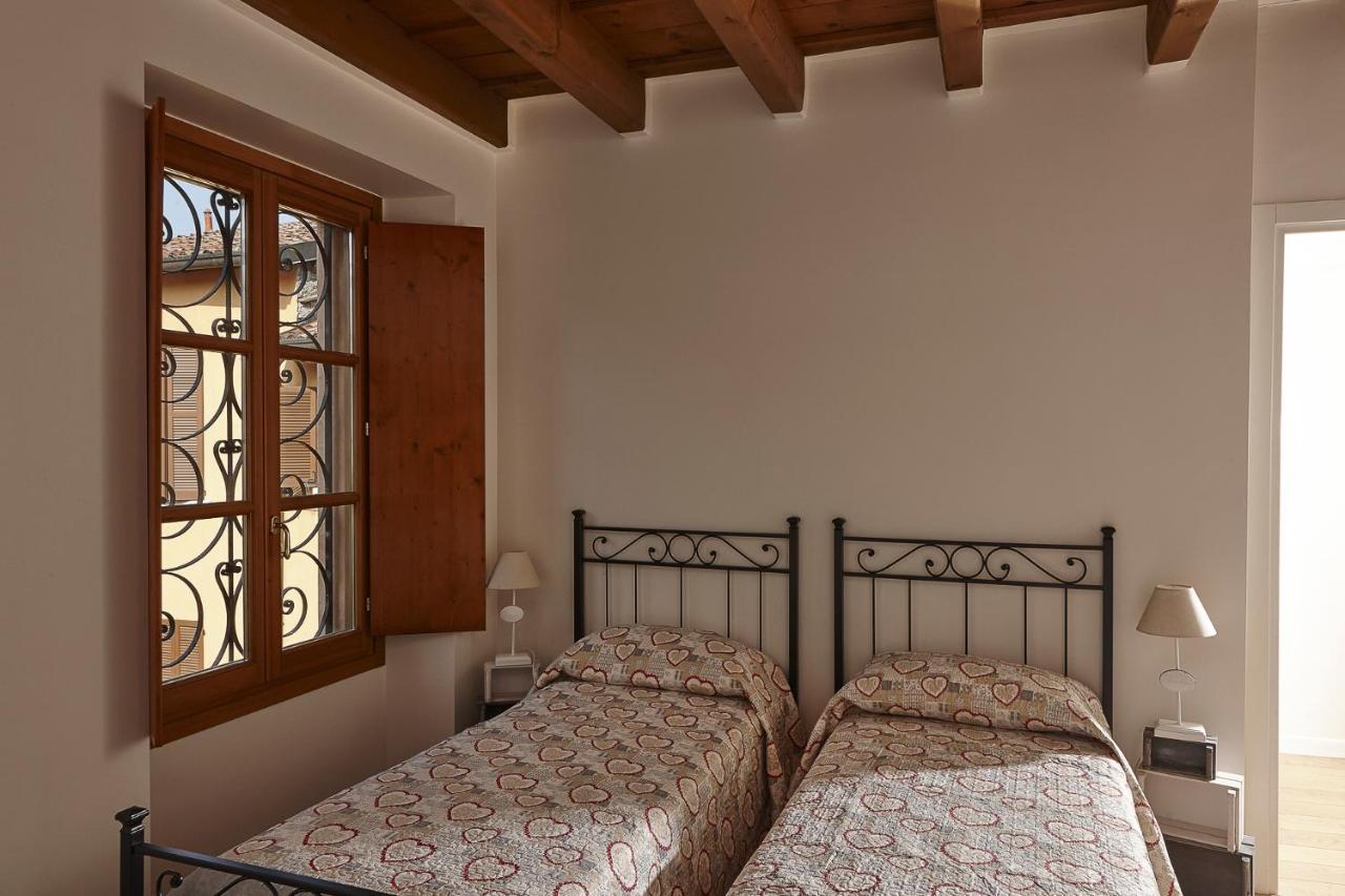 Joivy Charming Apartment Centre Of Como Exterior photo